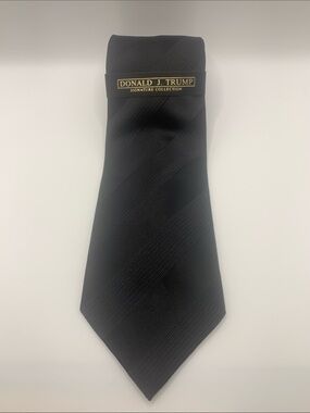 Signature Collection Black Men's Tie